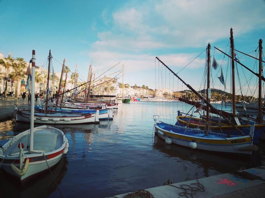 T 2 A 5 Mn A Pied De La Mer Sanary-sur-Mer Exterior foto